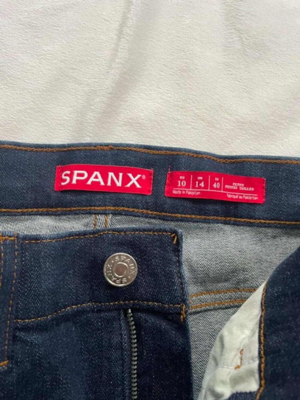 SPANXsculpt Denim Jeans Women's ReDefine Ankle Skinny, Blue, Size 10 Petite - Picture 3 of 6